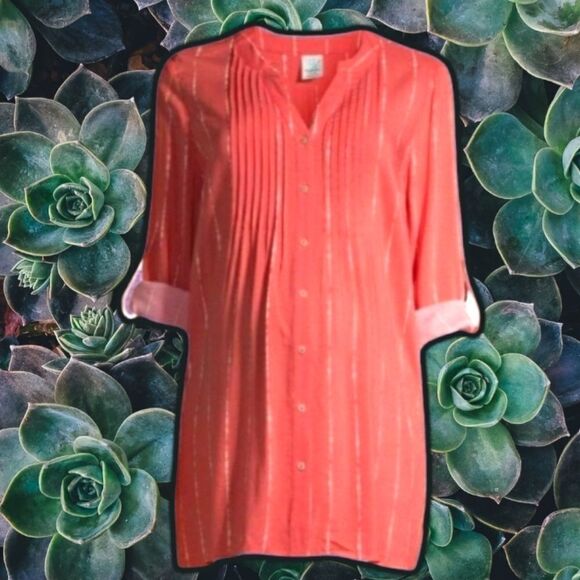 Time and Tru Maternity Woven Pintuck Blouse - Picture 1 of 4